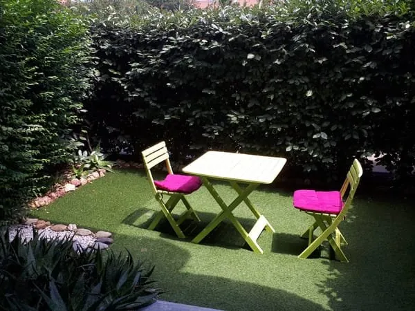 Studio meublé en rez de jardin + parking