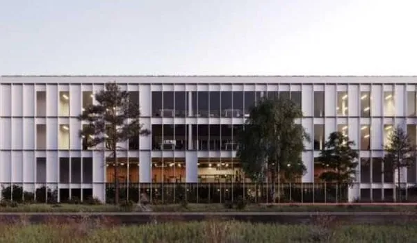 Bureaux 4018 m²