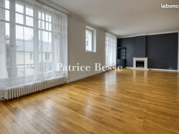 Maison 7 pièces 164 m²