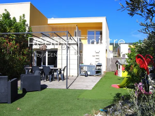 PLAN DE LA TOUR MAISON R+1 T4 3 CHAMBRES JARDIN GARAGE CAVE TERRASSES