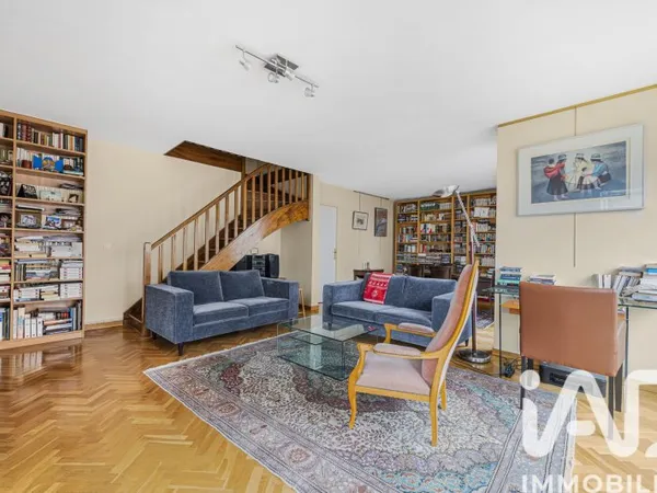 Appartement 6 pièces 103 m²
