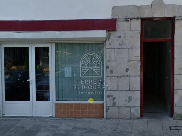 Local Commercial 115 m²centre ville Peyrehorade