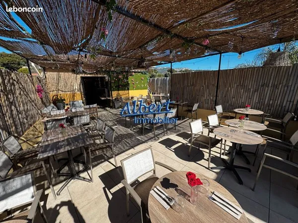 Fonds de commerce 98 m² OLLIOULES