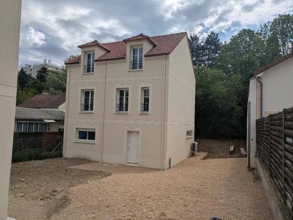 Maison 6 pièces 145 m²