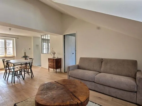 Appartement 1 pièce 53 m²