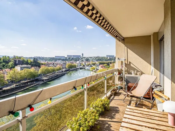 Appartement 4 pièces 100 m²