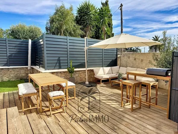 Appartement de 73 m2 entièrement rénové avec jardin, proche