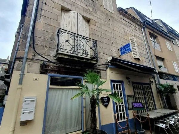 Immeuble en pierre centre ville