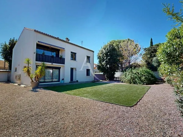 Maison 6 pièces 183 m²