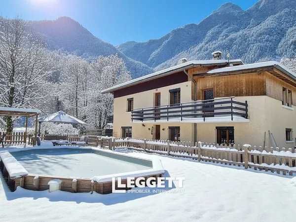 Maison 7 pièce(s), LE BOURG-D'OISANS