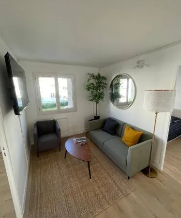 Appartement T4 / 3 chambres / meublé