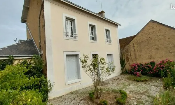 A vendre maison centre bourg