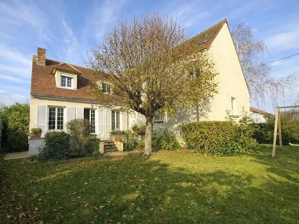 Très belle propriété de caractère de 235m² sur 776m² de terrain !