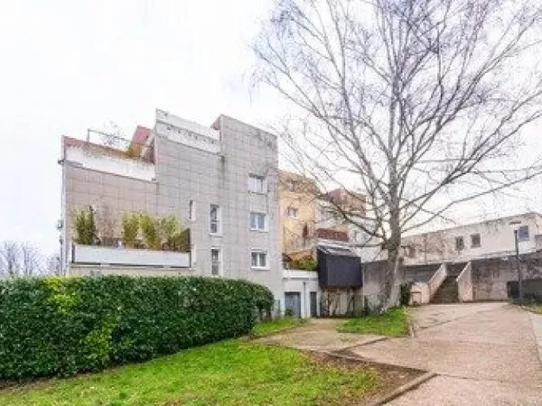 Appartement 5 pièces 100 m²