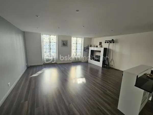 Immeuble 280 m²