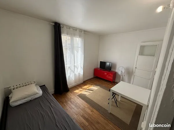 Studio meublé proche gare