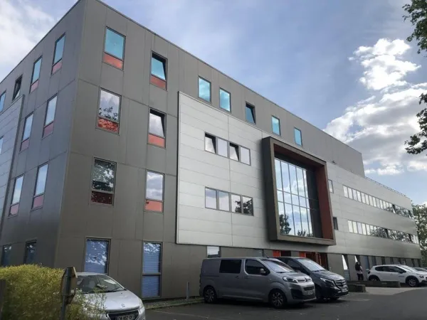 Bureaux 210 m²