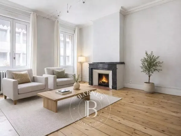 Appartement 6 pièces 125 m²