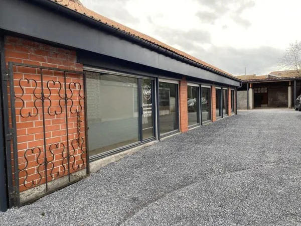 Immeuble 570 m²