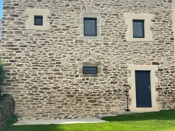 T3 de 70 m2 avec jardin et 2 places de parking