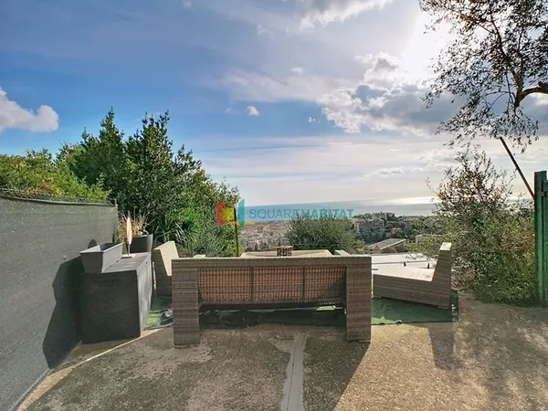 Parc Impérial à Nice 5 pièce(s) 88.28 m2 Parkings