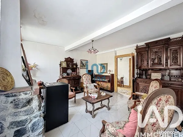 Maison 7 pièces 194 m²