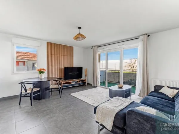 T3 Duplex balcon et parking