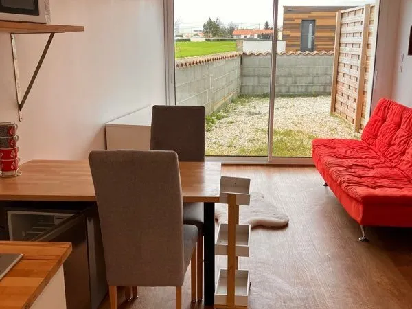 Loue studio meublé