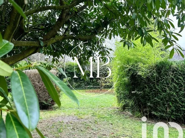 Terrain 308 m²