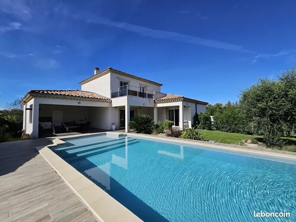 Villa 5 pièces 149 m²