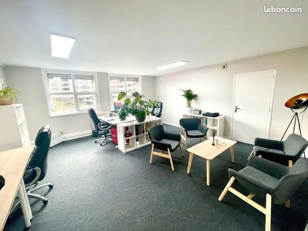 Bureau à Louer Villeneuve d'Ascq face à V2