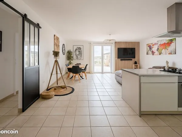 Maison plain-pied 120 m² 4 chambres terrain 1,2 ha - bien rare