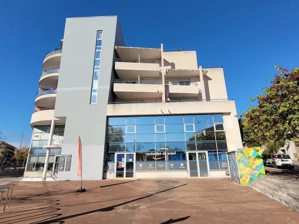 Local commercial
