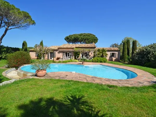 Maison de charme à la location - Saint-Tropez - Proche de la plage des Salins