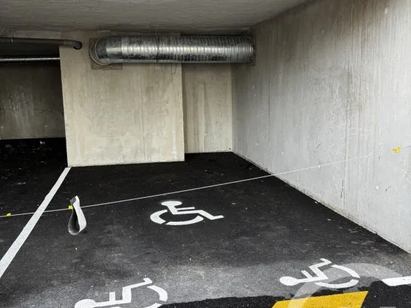 Parking 17 m²