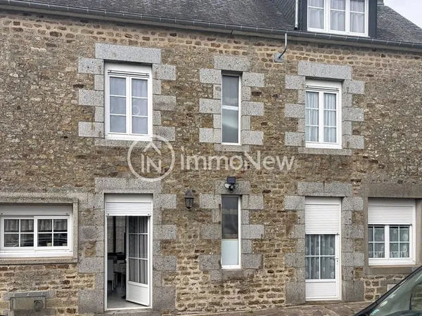 TRES BELLE MAISON PIERRE 114 M2 SUR TERRAIN 800 M2 AU COEUR