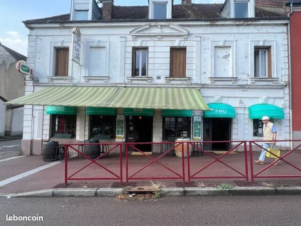 Fonds de commerce 3 pièces 300 m²