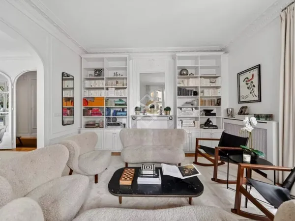 Adresse d'exception-appartement familial Paris 7