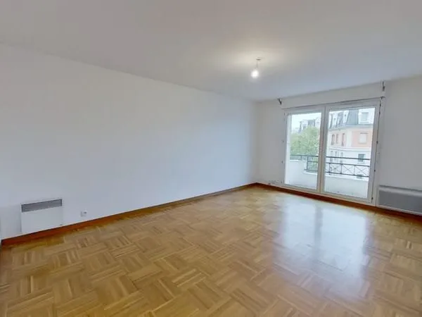 Appartement La Garenne-colombes 3 pièces avec balcon et parking