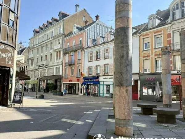Appartement T3 de 55,43 m² - Emplacement central en rue piétonne