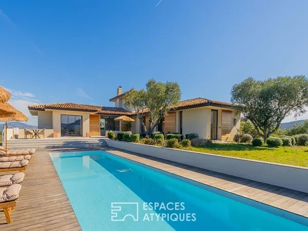 Villa d'architecte contemporaine - vue dégagée