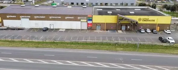 Immeuble 3150 m²