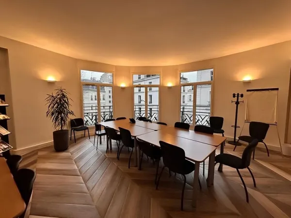 Bureaux 470 m²