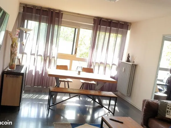 Appartement (F4/F5) 95m² - 3 chambres - 12 % renta