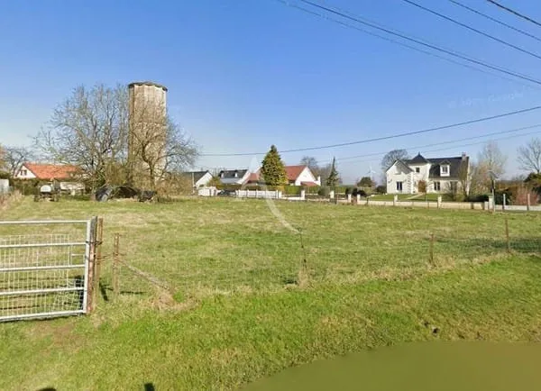 Terrain constructible 1418 m²