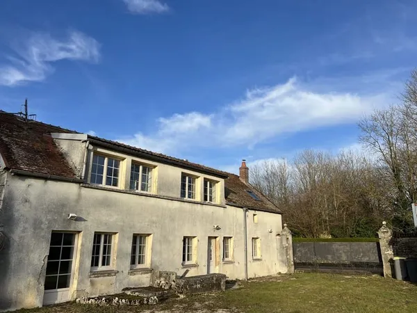 MAISON AVEC DEPENDANCES