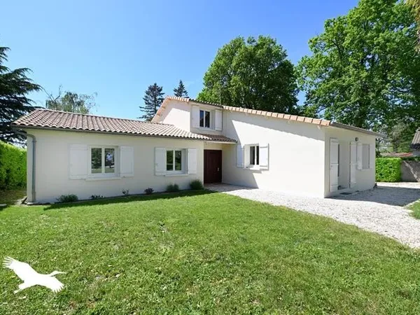 Maison 8 pièces 223 m²