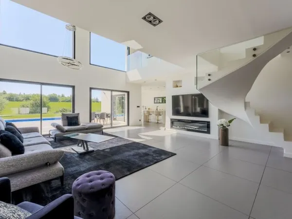 Maison de luxe 6 pièces 234 m²