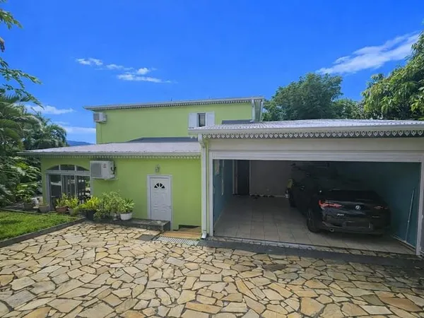 Villa 5 pièces 192 m²
