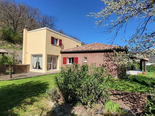 Maison 6 pièces 148 m²